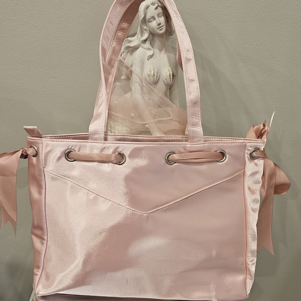 GORGEOUS PINK SATIN TOTE WITH BOWS
